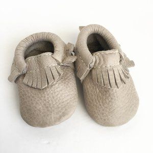 Freshly Picked Premium Suede Leather Grey Moccasin Baby Crib Shoe - Size 1